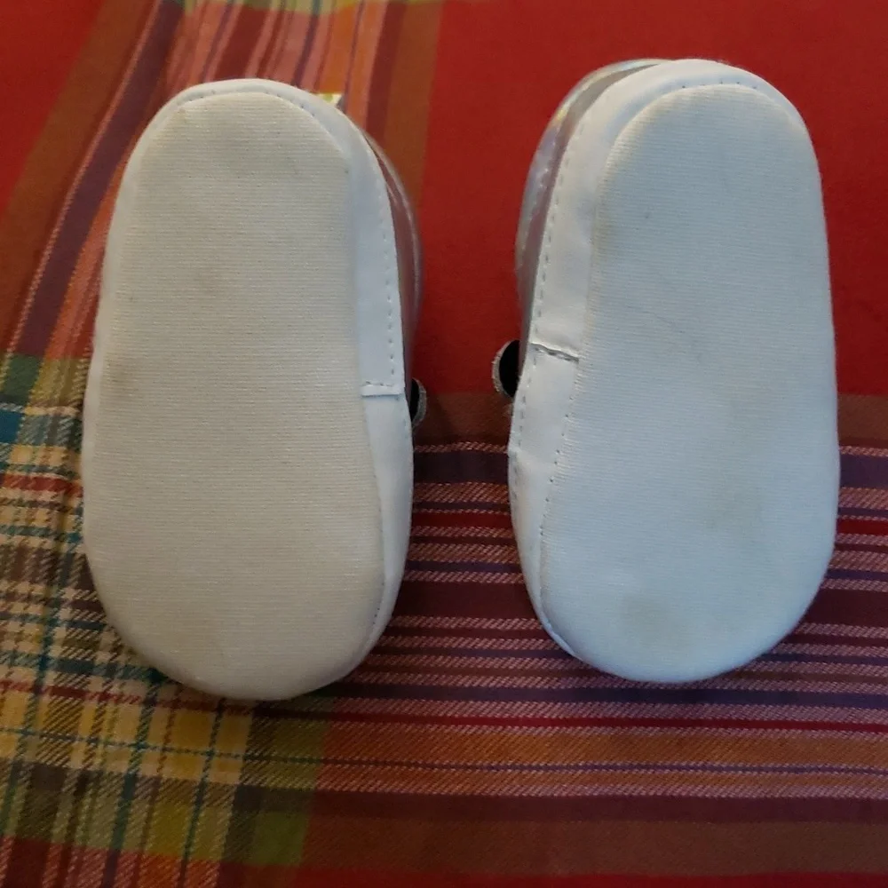 First Steps Panda Shoes - Picture 2 of 4